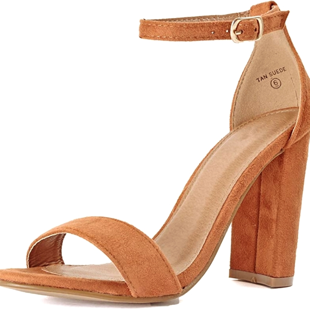 *NEW! NEVER WORN!* Strappy 4" Sandals - Size 6.5